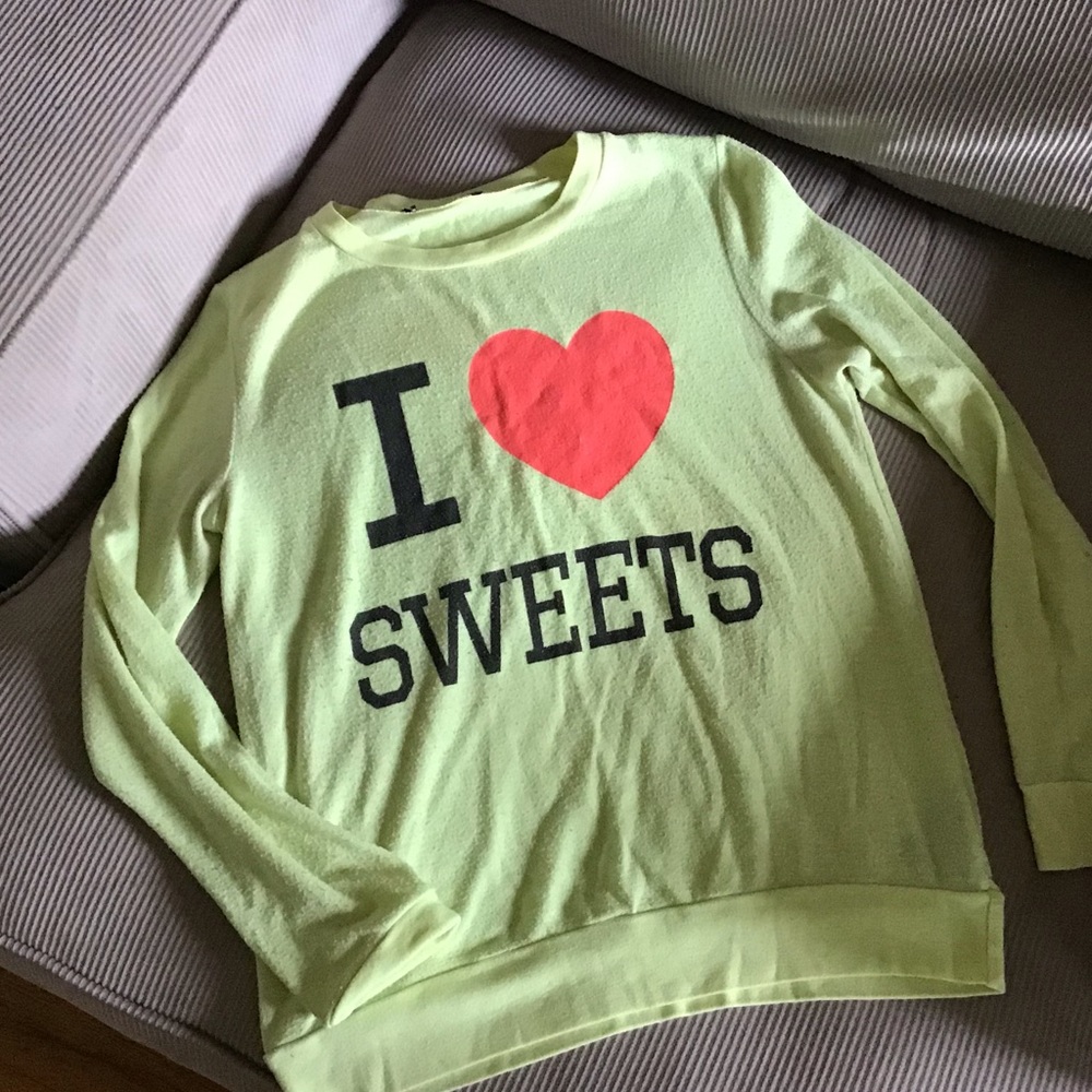 I love sweets lime green long sleeve sweatshirt M